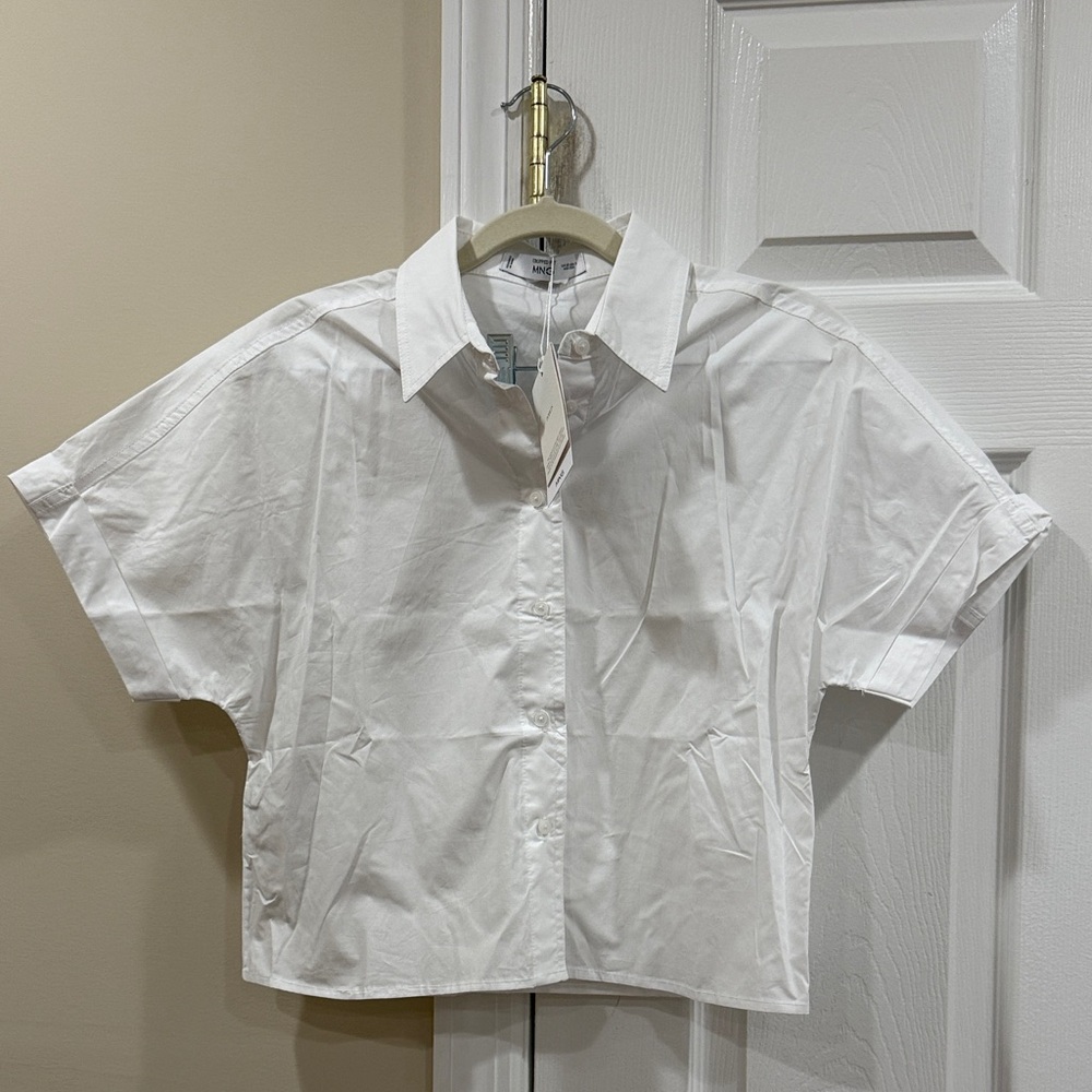 White Short Sleeve Crop Button-Up Shirt